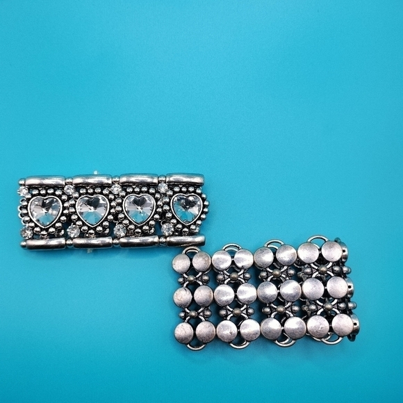 Set of 2 Silver Tone Link Stretchy Bracelets Mix Abstract Pattern - Picture 2 of 8